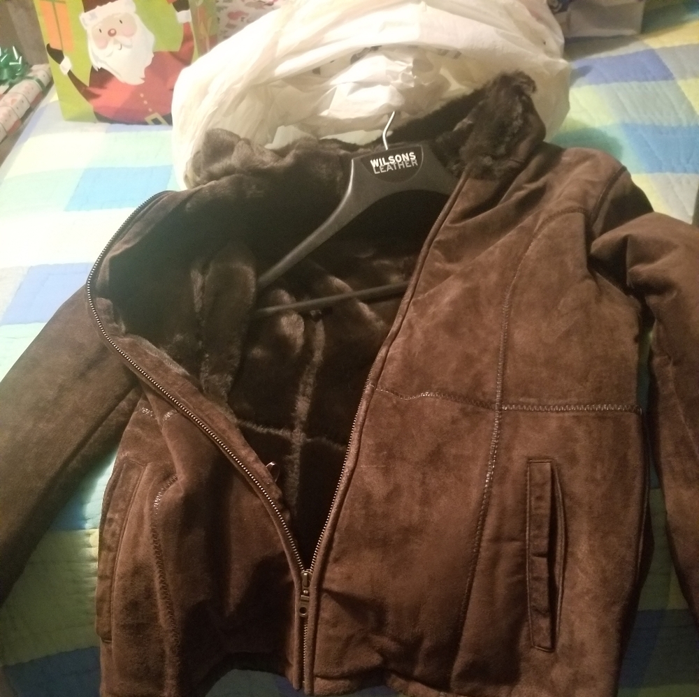 Coat - Picture 2 of 3
